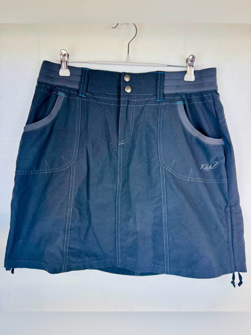 KUHL Womens Skort Skirt Pockets Stretch Carbon Gray Hiking Lightweight Size 4